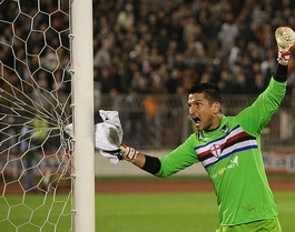 Chi di portiere ferisce...